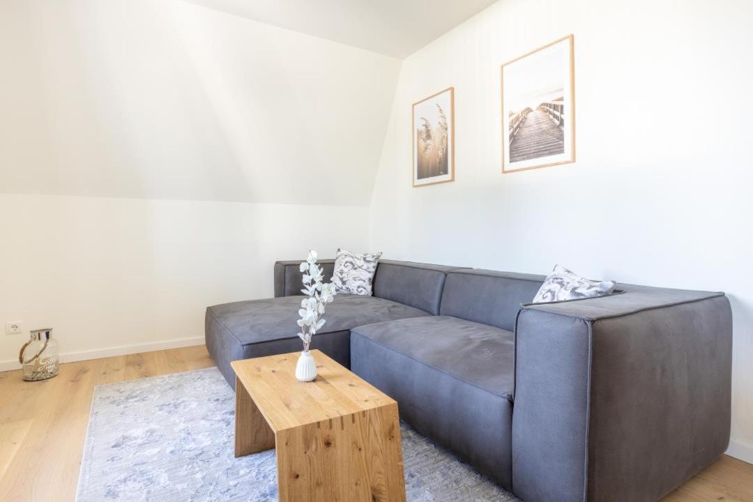 Villa Dornkamp 4 - Luxurioese Ferienwohnung Fuer 4 Personen Inklusive Balkon Und Sauna Timmendorfer Strand Buitenkant foto